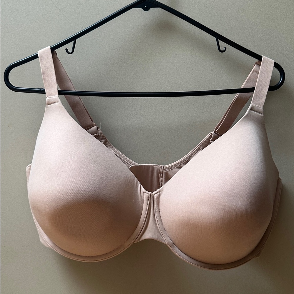 Skims Fits Everybody T-Shirt Bra, 40DDD, Mica, new without tags
